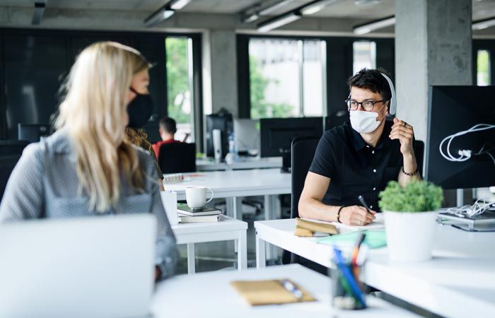 Вентиляция в офисе нужна для поддержания комфортных условий труда